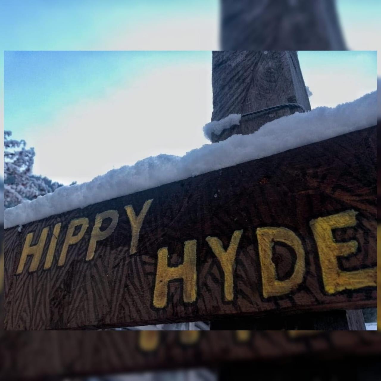 Hippy Hyde Kalga Hotel Kalgha Exterior foto